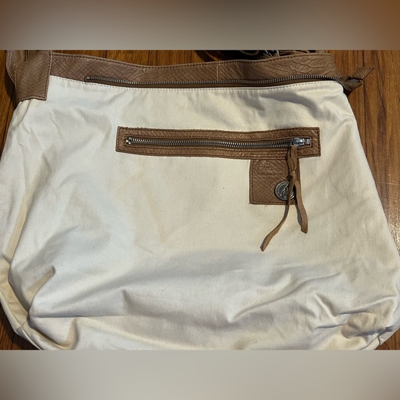 Elegant Tan Leather Hobo Bag - Picture 9 of 15